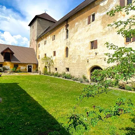 Burg St. Veit, Wohnen Mit Charme St. Veit an der Glan