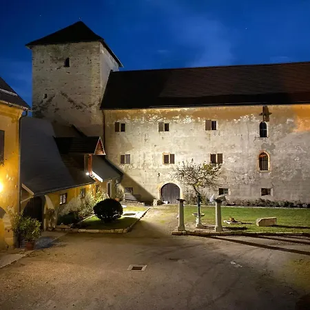 Burg St. Veit, Wohnen Mit Charme Apartament